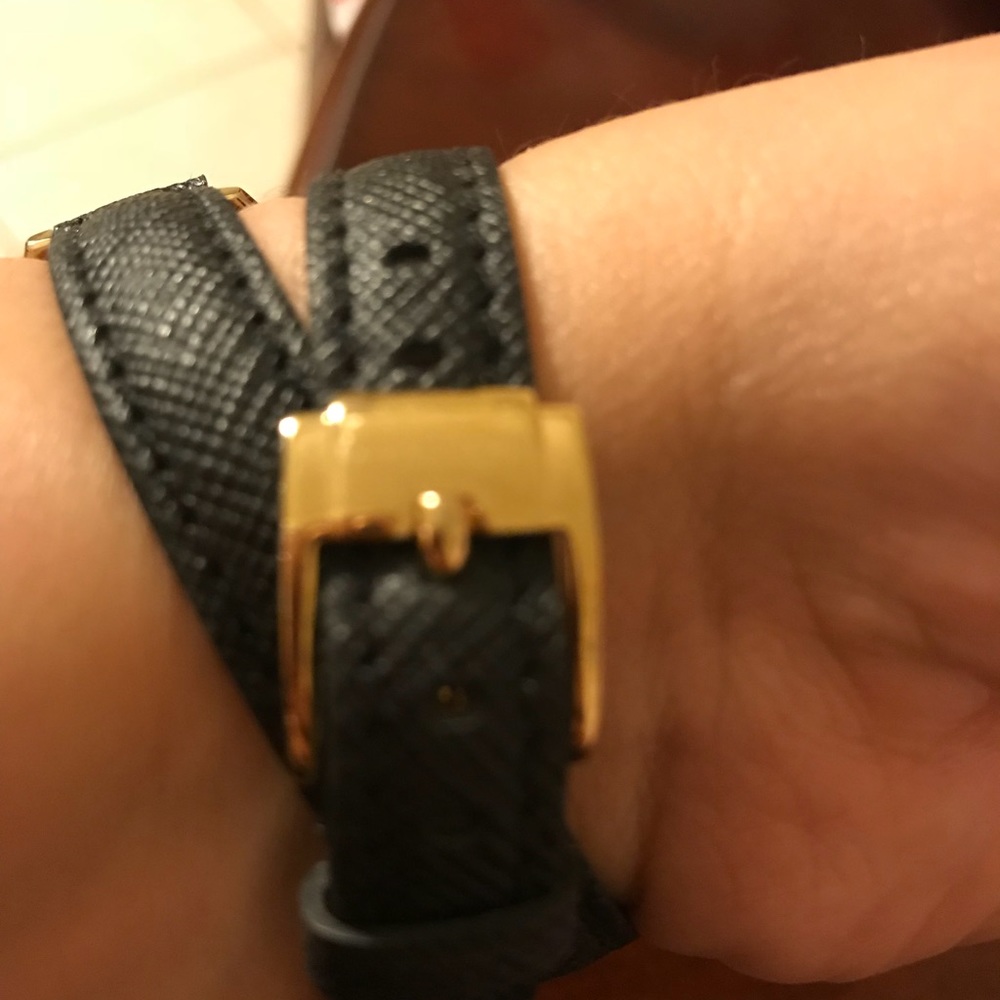 Michael Kors double wrap leather watch. - Picture 3 of 8